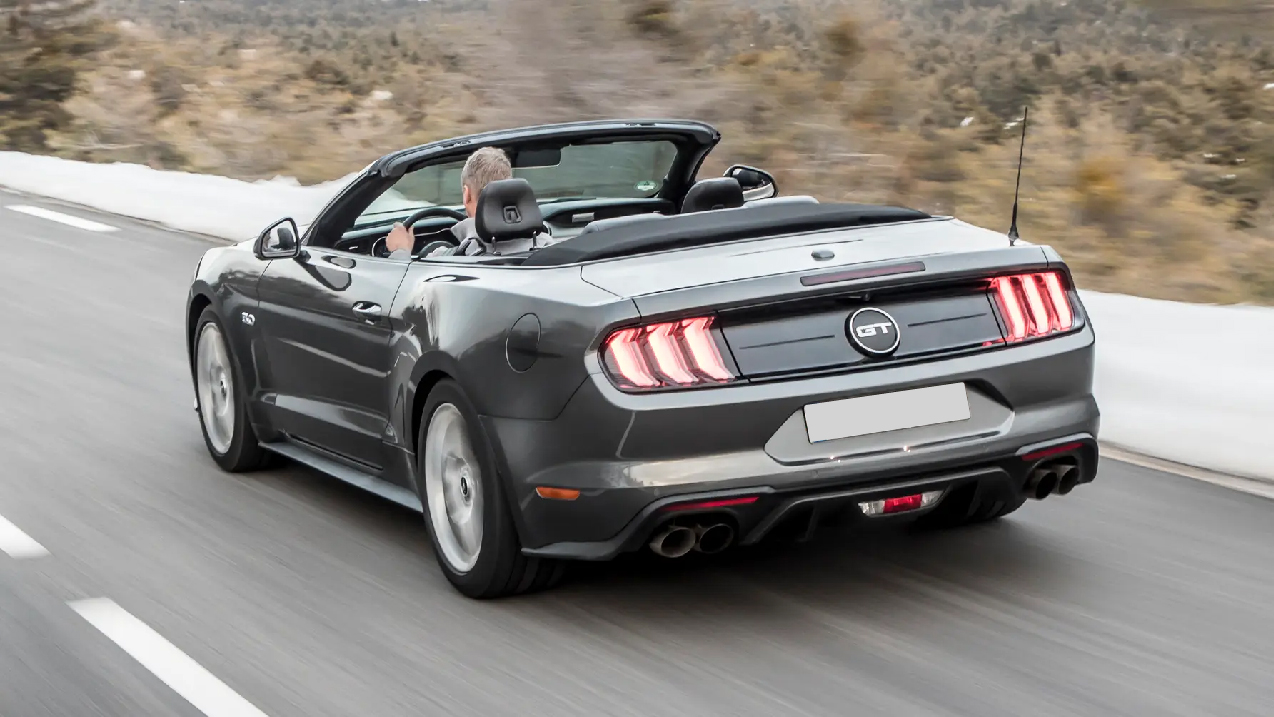 Mustang Convertible 02.jpg